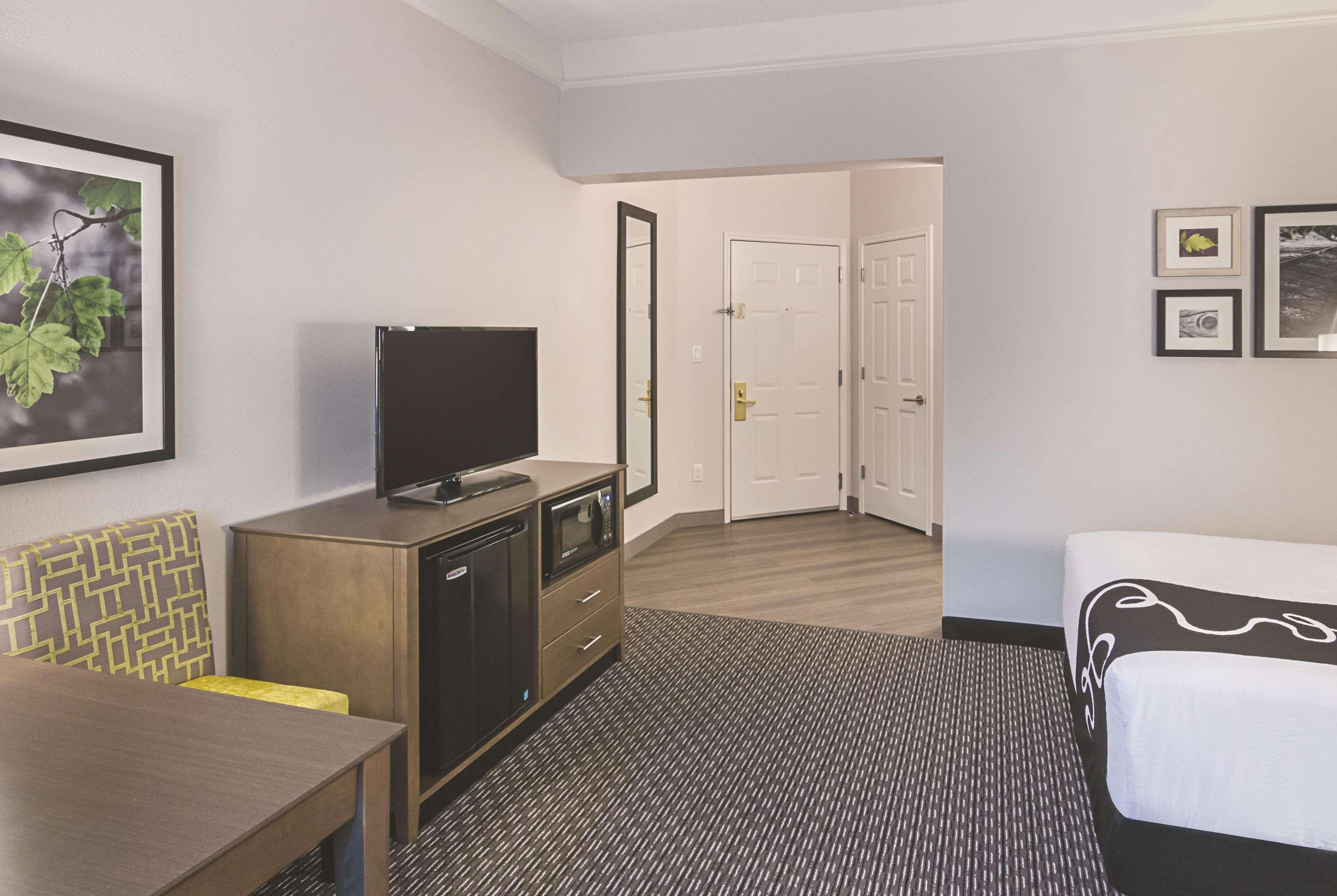 La Quinta By Wyndham Orlando Ucf Hotel Alafaya Екстериор снимка