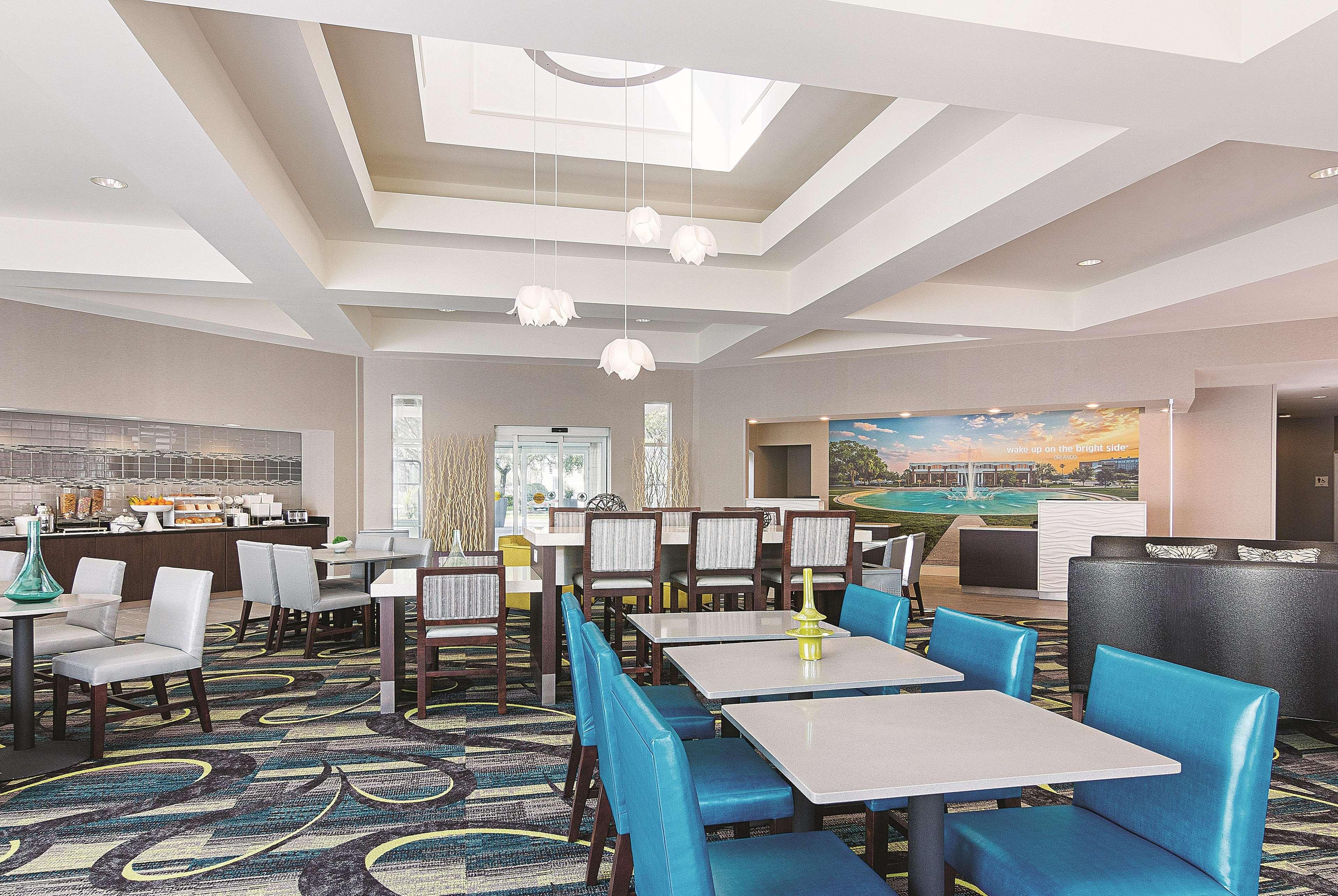 La Quinta By Wyndham Orlando Ucf Hotel Alafaya Екстериор снимка