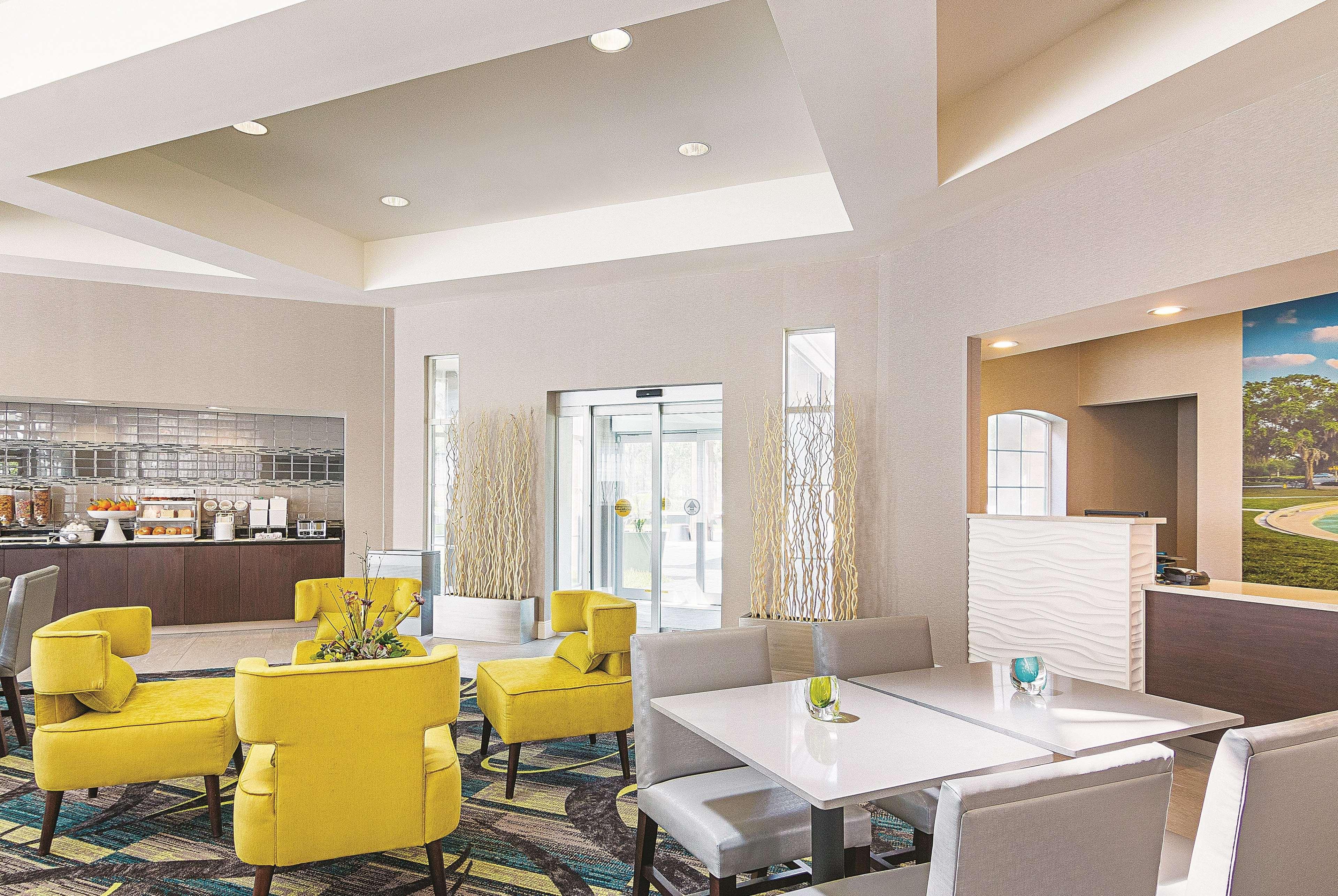 La Quinta By Wyndham Orlando Ucf Hotel Alafaya Екстериор снимка